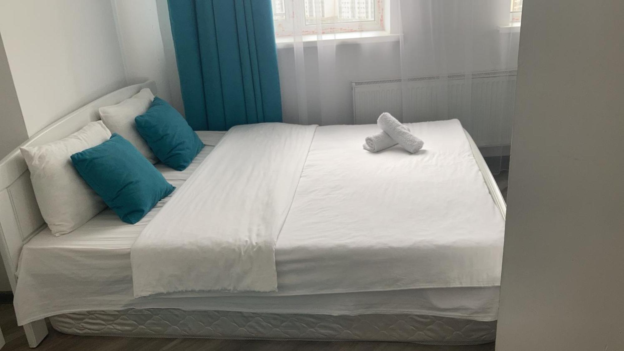 Уютная Квартира С Террасой В Сердце Столицы Apartment Taldykol Ngoại thất bức ảnh